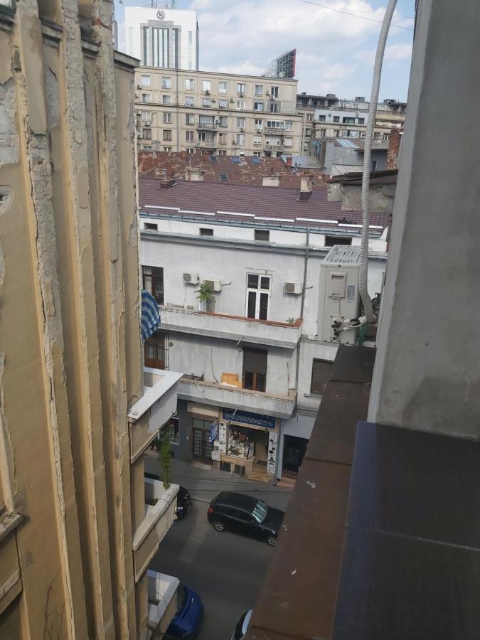 Kitty Apartament Appartamento Bucarest Esterno foto